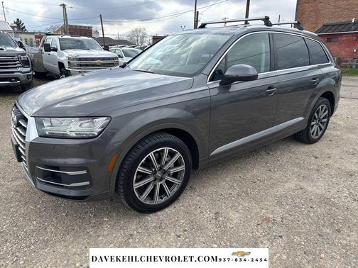 Gray Metallic 2019 Audi Q7 55 Premium Plus