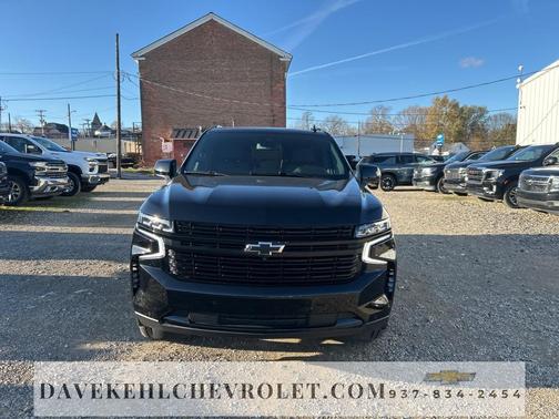 2023 Chevrolet Suburban RST