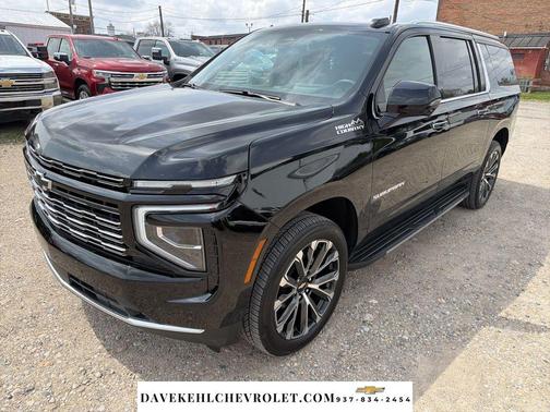 Black 2025 Chevrolet Suburban 4WD High Country