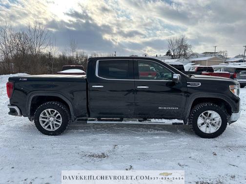 2021 GMC Sierra 1500 SLT