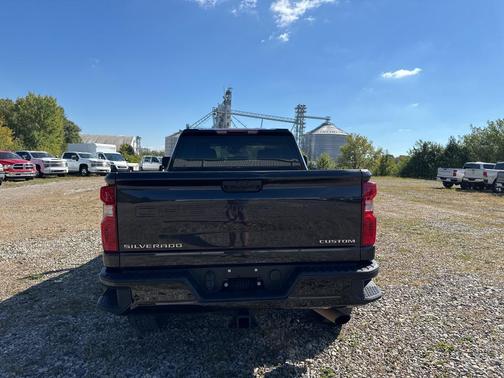 2024 Chevrolet Silverado 2500 Custom
