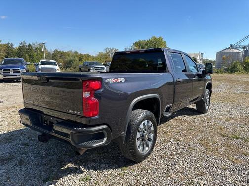 2024 Chevrolet Silverado 2500 Custom