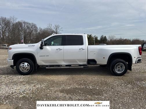 Iridescent Pearl Tricoat 2022 Chevrolet Silverado 3500 High Country