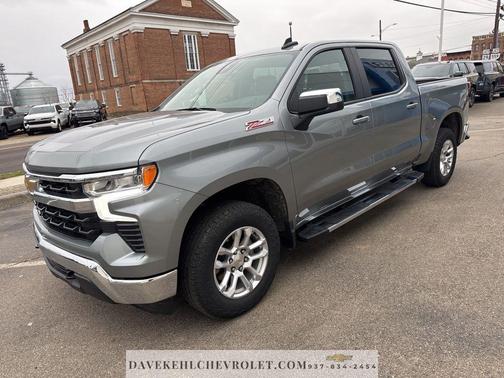 2025 Chevrolet Silverado 1500 LT
