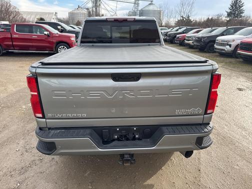 2025 Chevrolet Silverado 2500 High Country