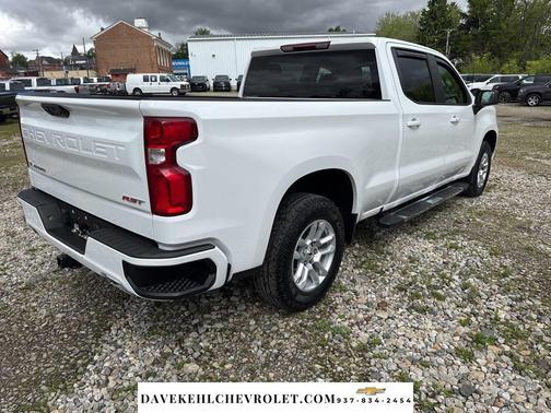 Summit White 2022 Chevrolet Silverado 1500 RST