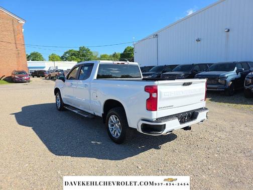Summit White 2022 Chevrolet Silverado 1500 RST