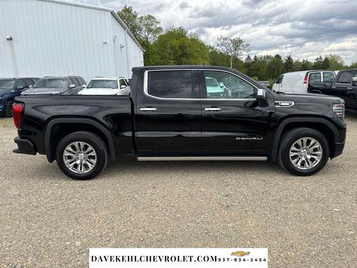 Onyx Black 2023 GMC Sierra 1500 Denali