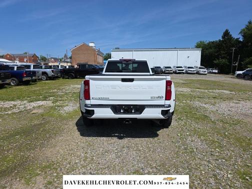 Summit White 2025 Chevrolet Silverado 3500 High Country