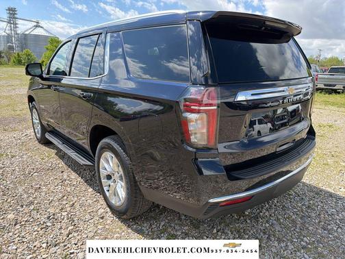 Midnight Blue Metallic 2023 Chevrolet Tahoe LT