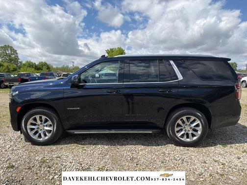 Midnight Blue Metallic 2023 Chevrolet Tahoe LT