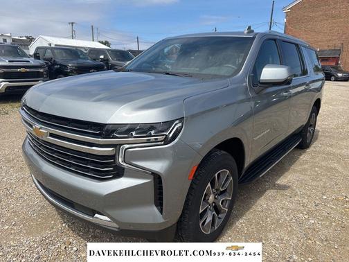 Sterling Gray Metallic 2024 Chevrolet Suburban LT