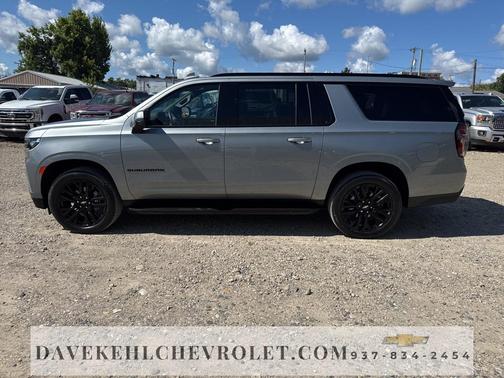 2024 Chevrolet Suburban RST