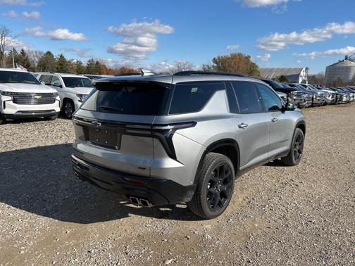 2024 Chevrolet Traverse RS