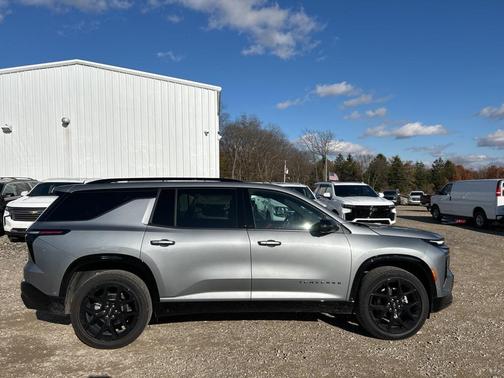 2024 Chevrolet Traverse RS