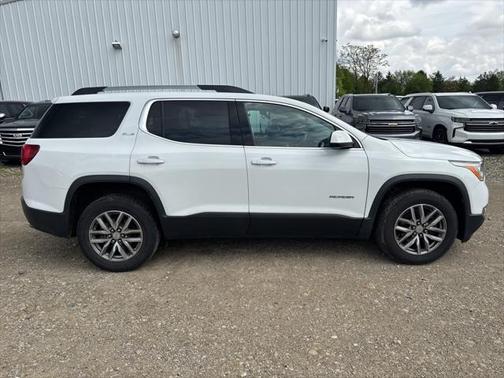2018 GMC Acadia SLE-2