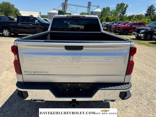 Silver Ice Metallic 2021 Chevrolet Silverado 1500 LT