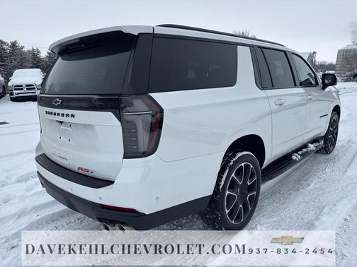 2025 Chevrolet Suburban RST