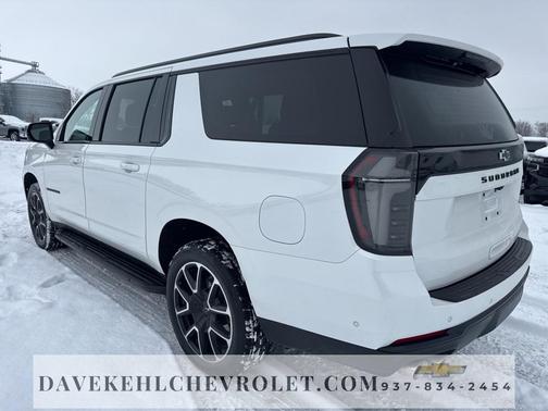 2025 Chevrolet Suburban RST