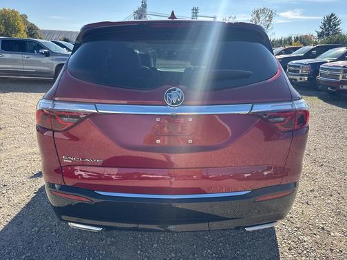 2023 Buick Enclave Essence AWD