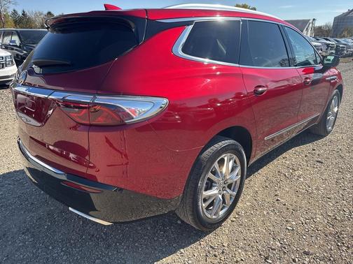 2023 Buick Enclave Essence AWD