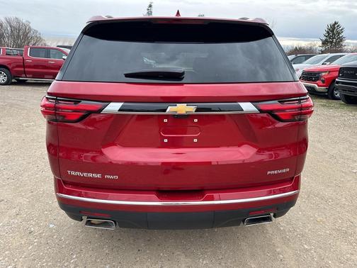 2023 Chevrolet Traverse Premier
