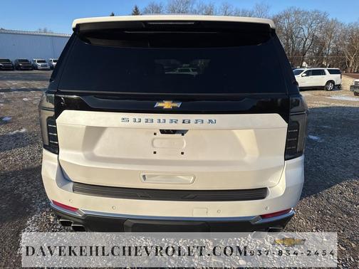 2025 Chevrolet Suburban 4WD High Country