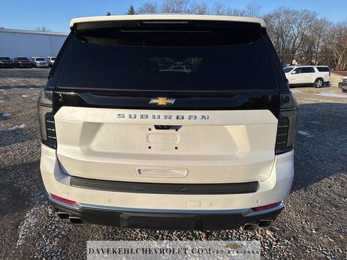 2025 Chevrolet Suburban 4WD High Country