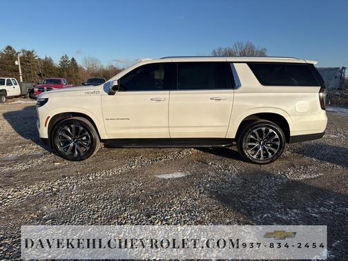 2025 Chevrolet Suburban 4WD High Country