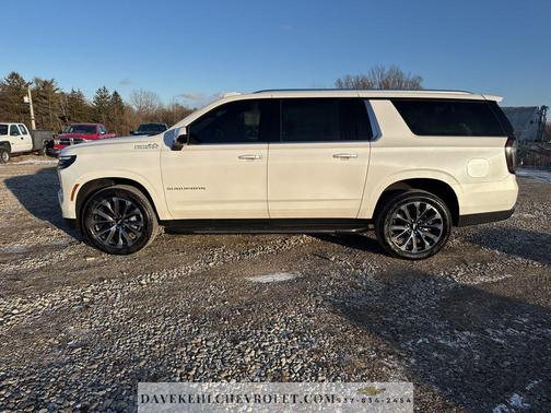 2025 Chevrolet Suburban 4WD High Country