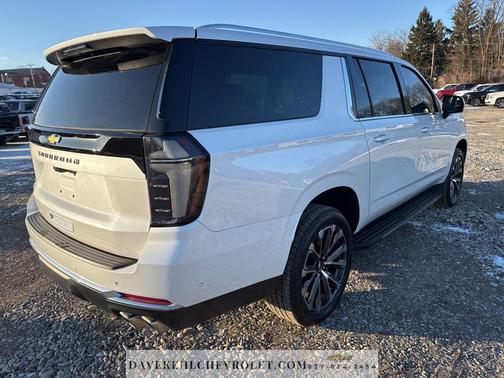 2025 Chevrolet Suburban 4WD High Country