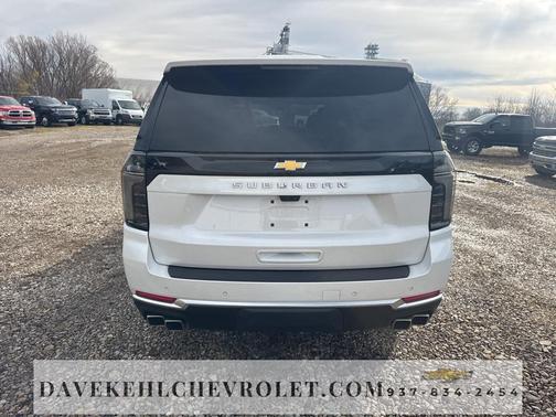 2025 Chevrolet Suburban 4WD High Country