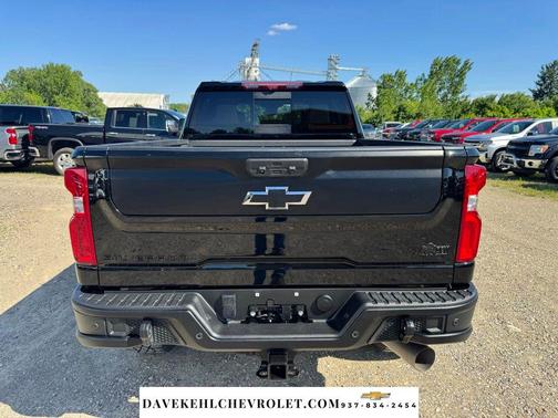 Black 2024 Chevrolet Silverado 2500 4WD Crew Cab Standard Bed ZR2