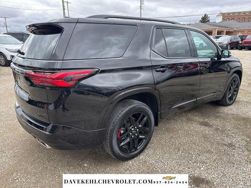 2023 Chevrolet Traverse Premier