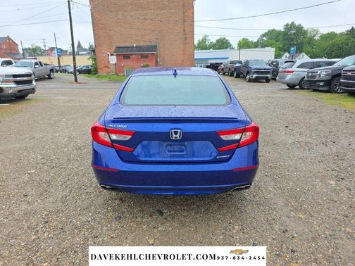 Still Night Pearl 2018 Honda Accord Sport