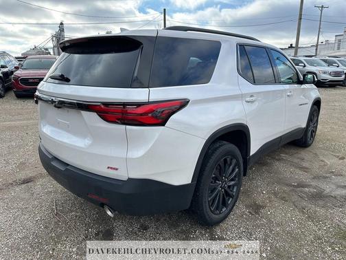 2023 Chevrolet Traverse RS