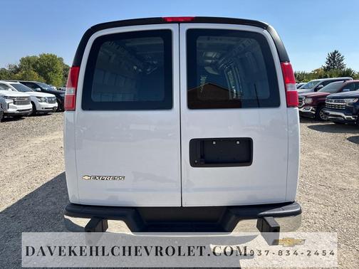 2023 Chevrolet Express 2500 RWD 2500 Regular Wheelbase WT