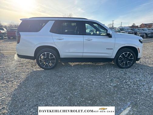 2025 Chevrolet Tahoe 4WD RST