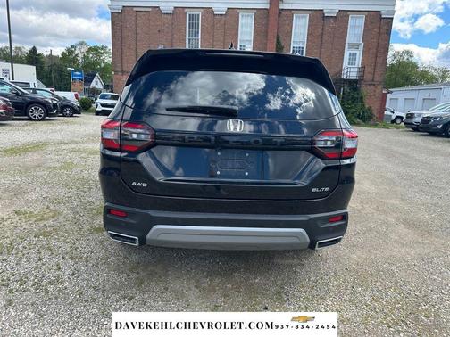 Crystal Black Pearl 2025 Honda Pilot Elite