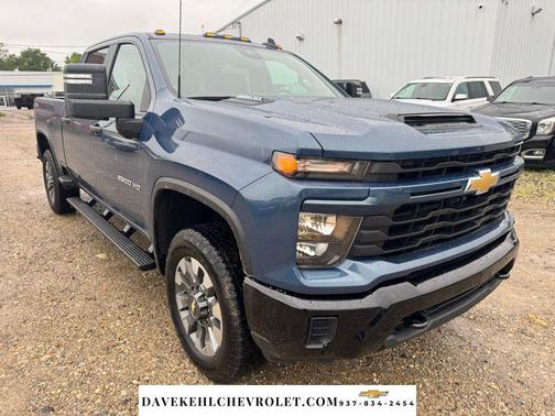 Lakeshore Blue Metallic 2024 Chevrolet Silverado 2500 Custom