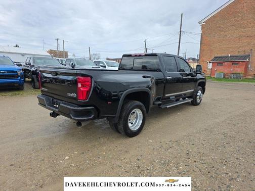 2025 Chevrolet Silverado 3500 High Country