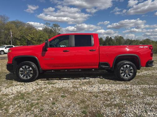 2024 Chevrolet Silverado 2500 Custom
