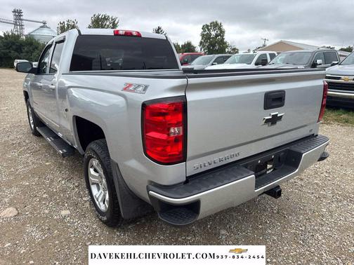 Silver Ice Metallic 2017 Chevrolet Silverado 1500 2LT