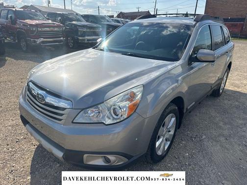 Steel Silver Metallic 2010 Subaru Outback 2.5 i Limited