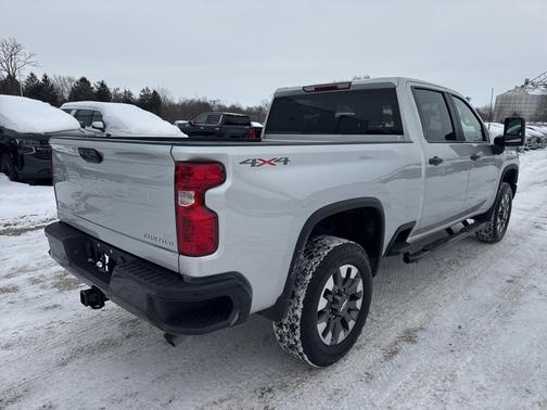 2022 Chevrolet Silverado 2500 Custom