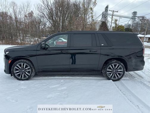 2022 Cadillac Escalade ESV Sport