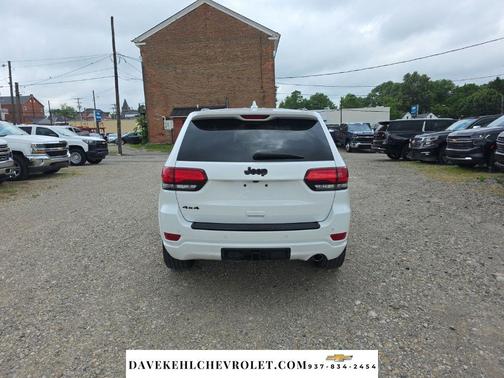 Bright White Clearcoat 2018 Jeep Grand Cherokee Altitude