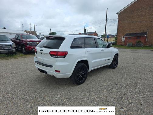 Bright White Clearcoat 2018 Jeep Grand Cherokee Altitude