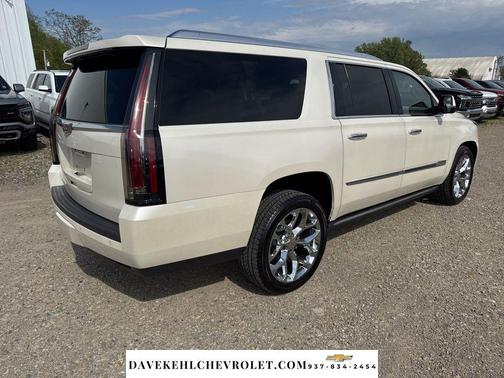 White Diamond Clearcoat 2015 Cadillac Escalade ESV Platinum