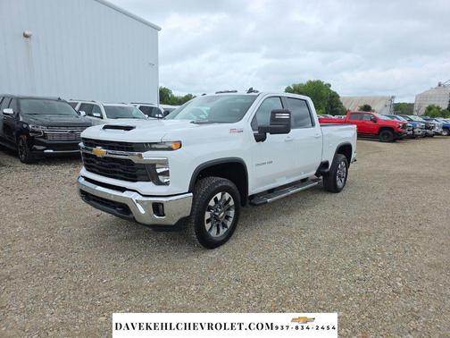 Summit White 2025 Chevrolet Silverado 2500 LT